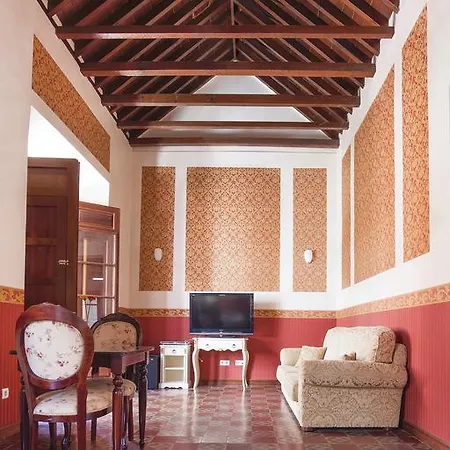 Casa De Mercedes 2*