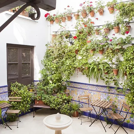 Hotell Casa De Mercedes 2*